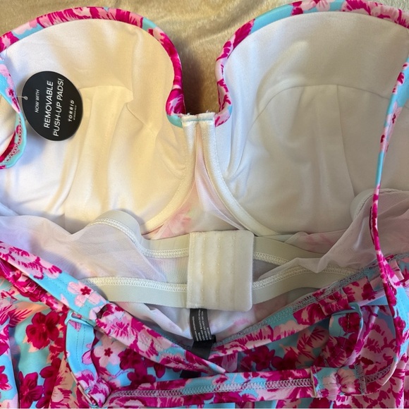 Torrid Peplum Tankini Top Size 2X Pink Blue Floral Swimwear Beach Push-up Pads - Picture 5 of 11